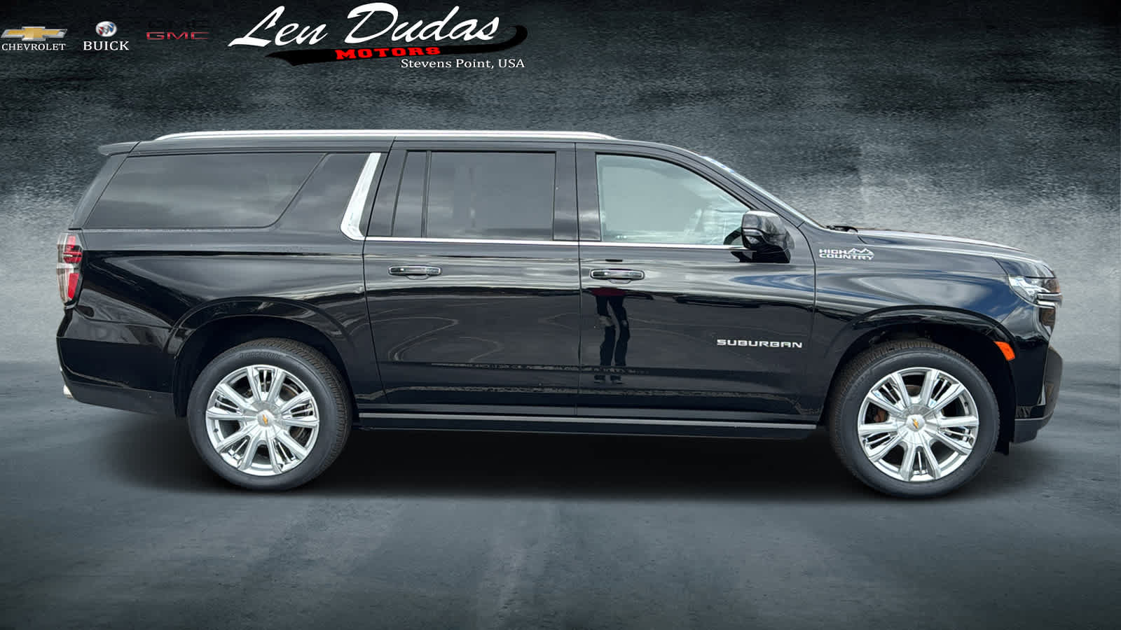Certified 2023 Chevrolet Suburban High Country AWD/4WD image 5