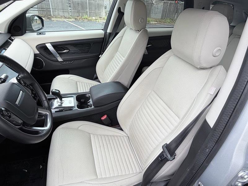 Used 2020 Land Rover Discovery Sport SE AWD/4WD image 8