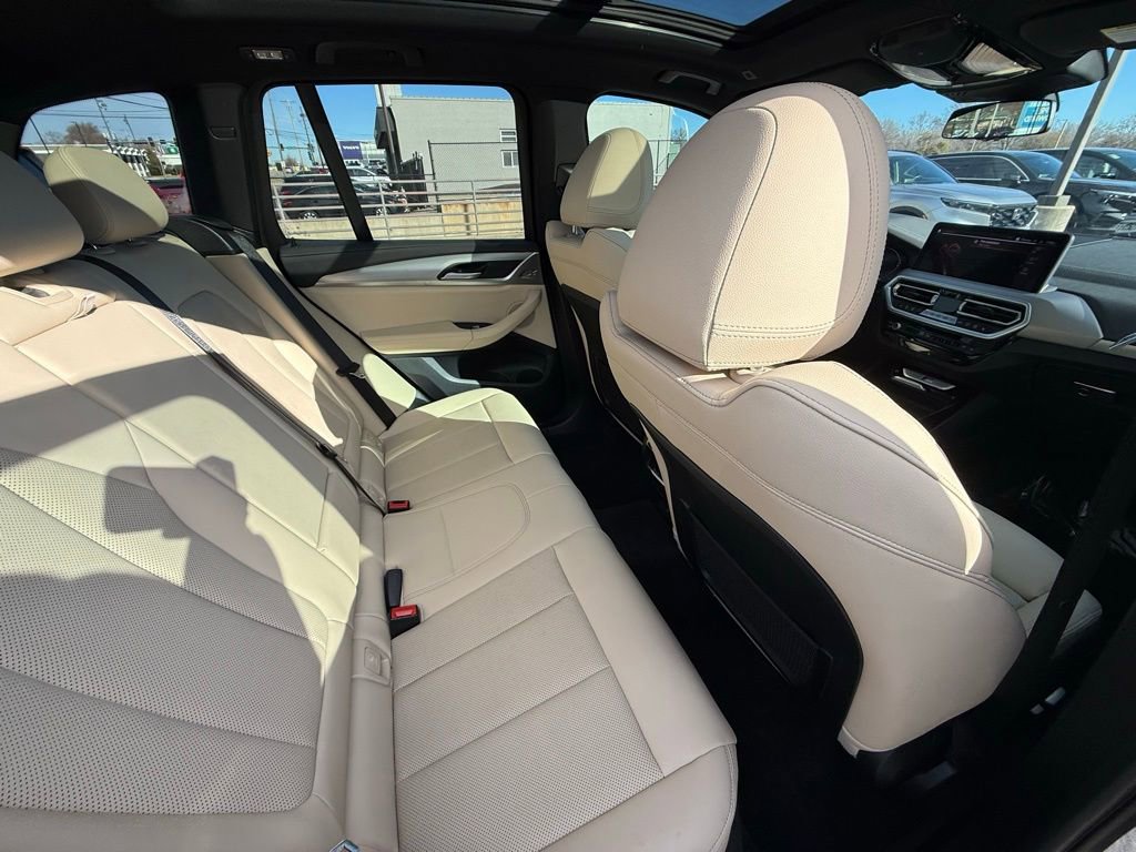 Used 2023 BMW X3 M40i w/ Premium Package image 38