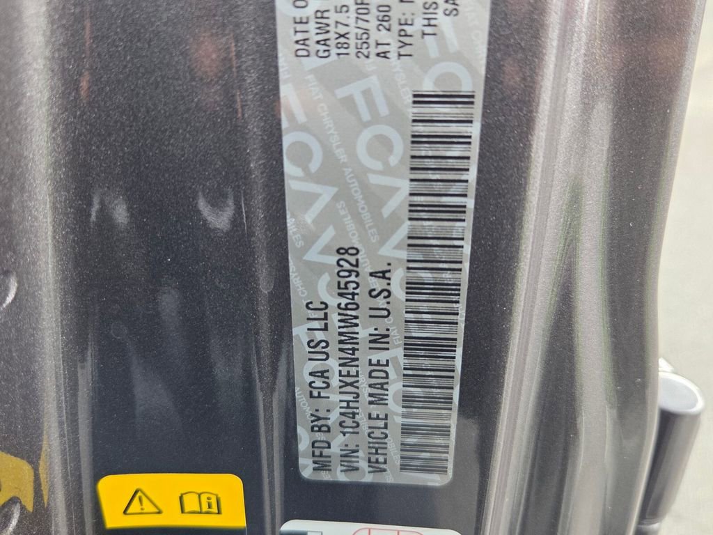 Used 2021 Jeep Wrangler Unlimited Sahara image 6