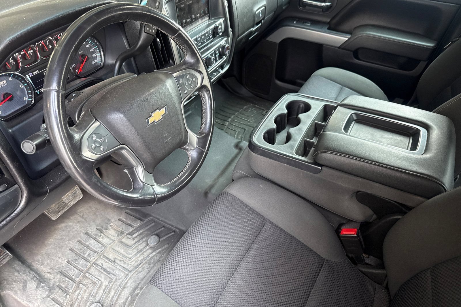 Used 2017 Chevrolet Silverado 3500 LT AWD/4WD image 9