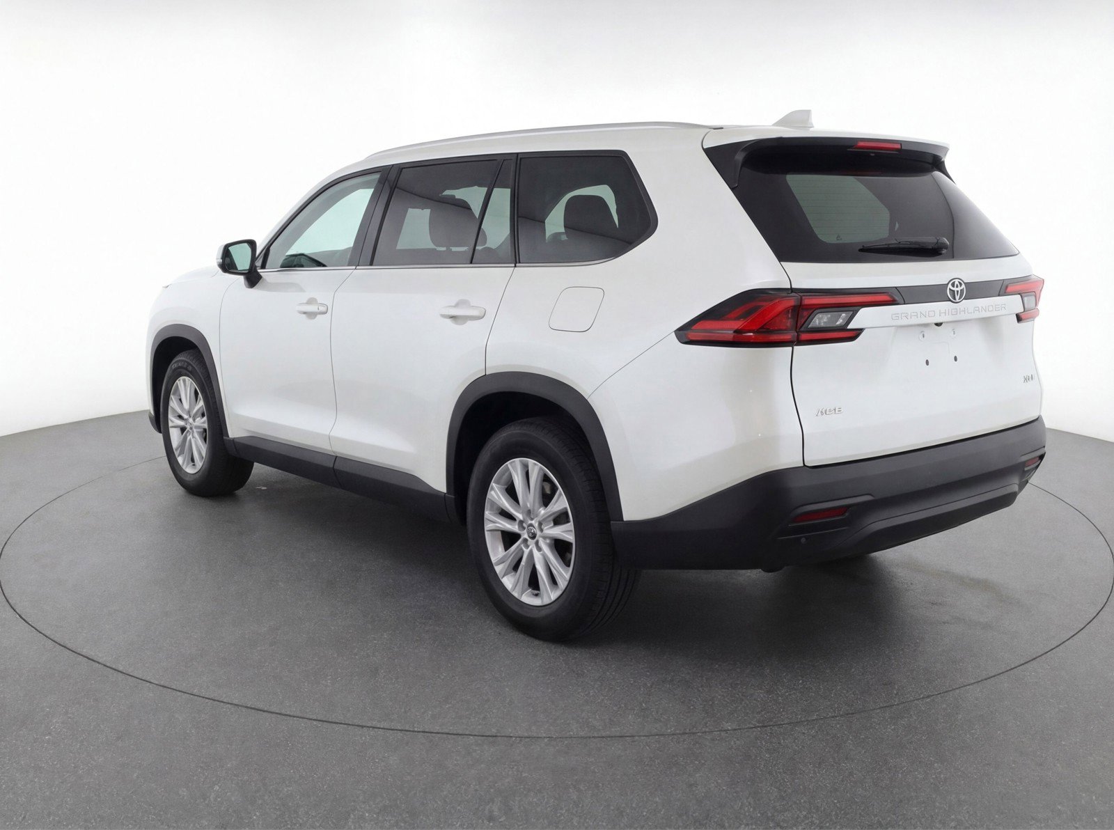 Used 2024 Toyota Grand Highlander AWD image 6