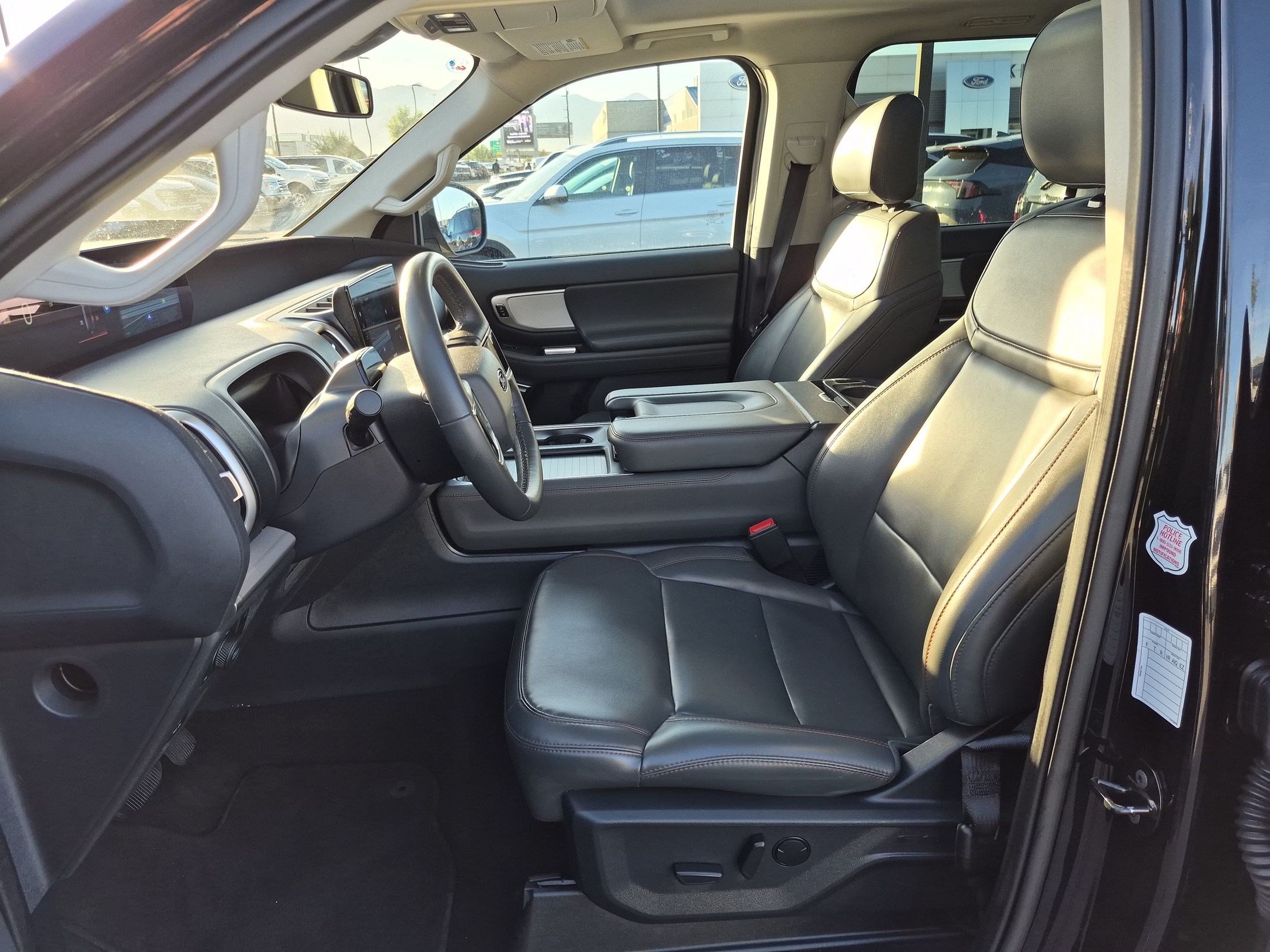 Used 2025 Ford Expedition Max Active AWD/4WD image 18