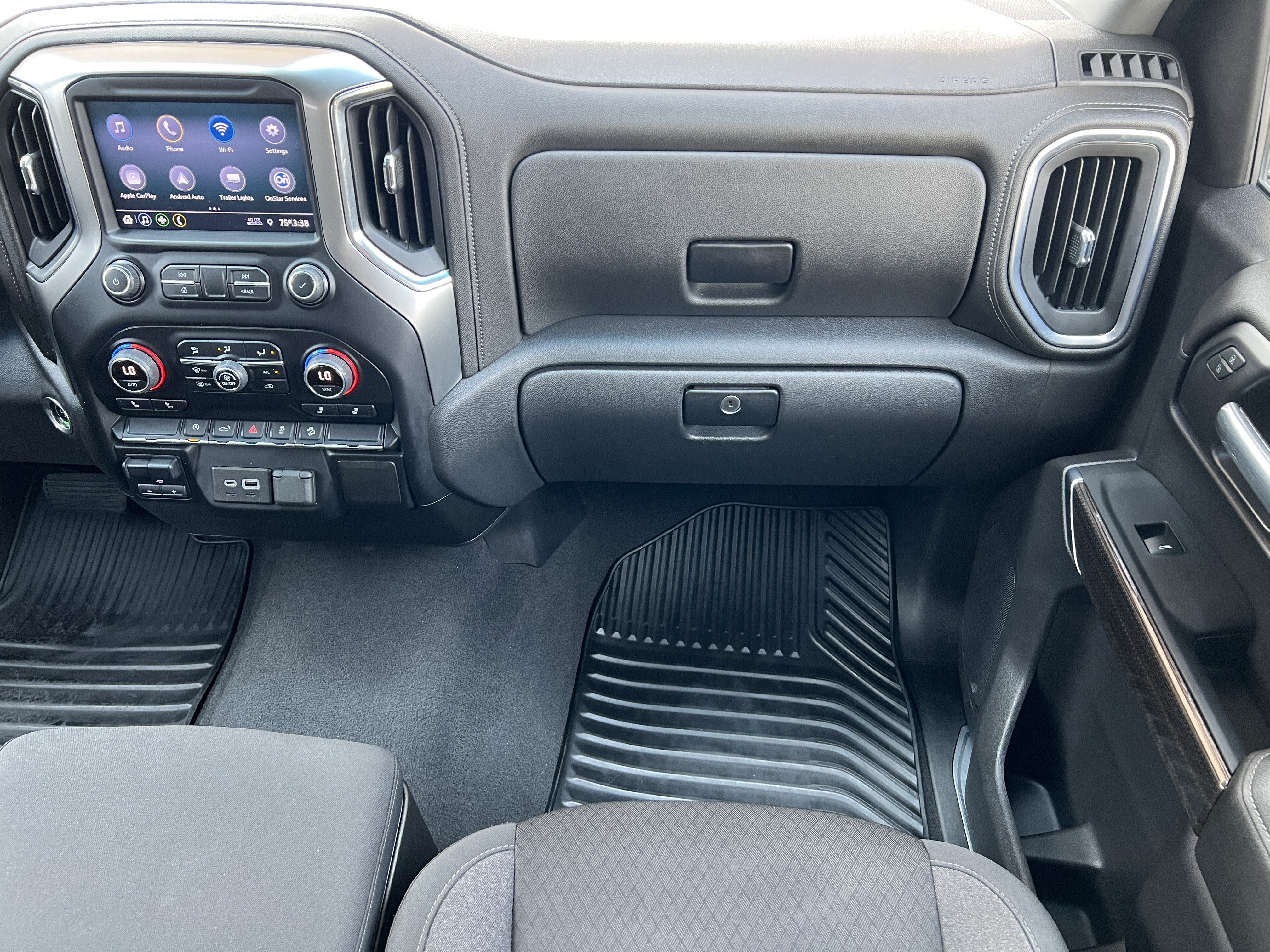 Used 2021 Chevrolet Silverado 1500 LT w/ Z71 Off-Road Package AWD/4WD image 32