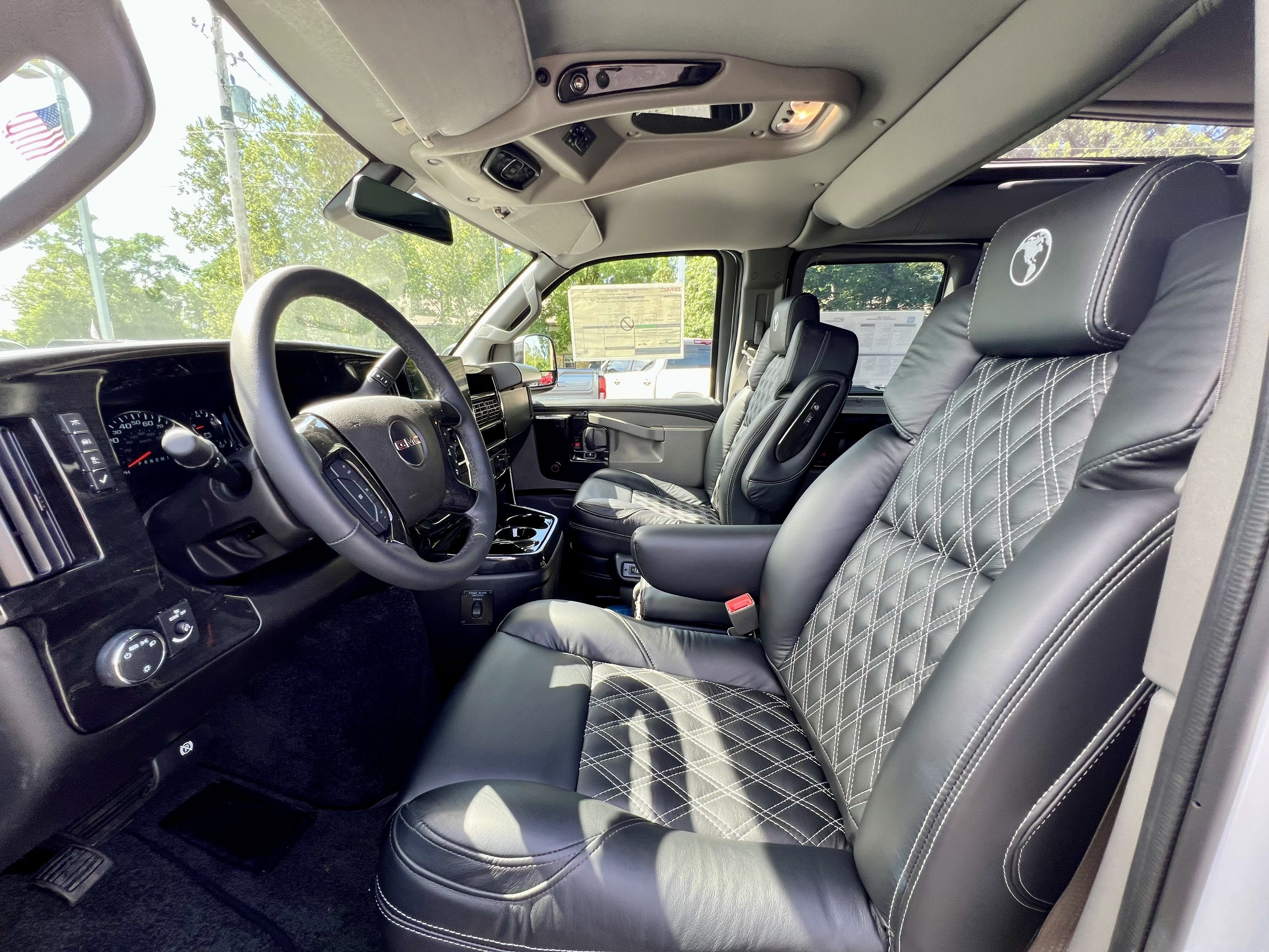 New 2026 GMC Savana 2500 Extended w/ Driver Convenience Package RWD image 18