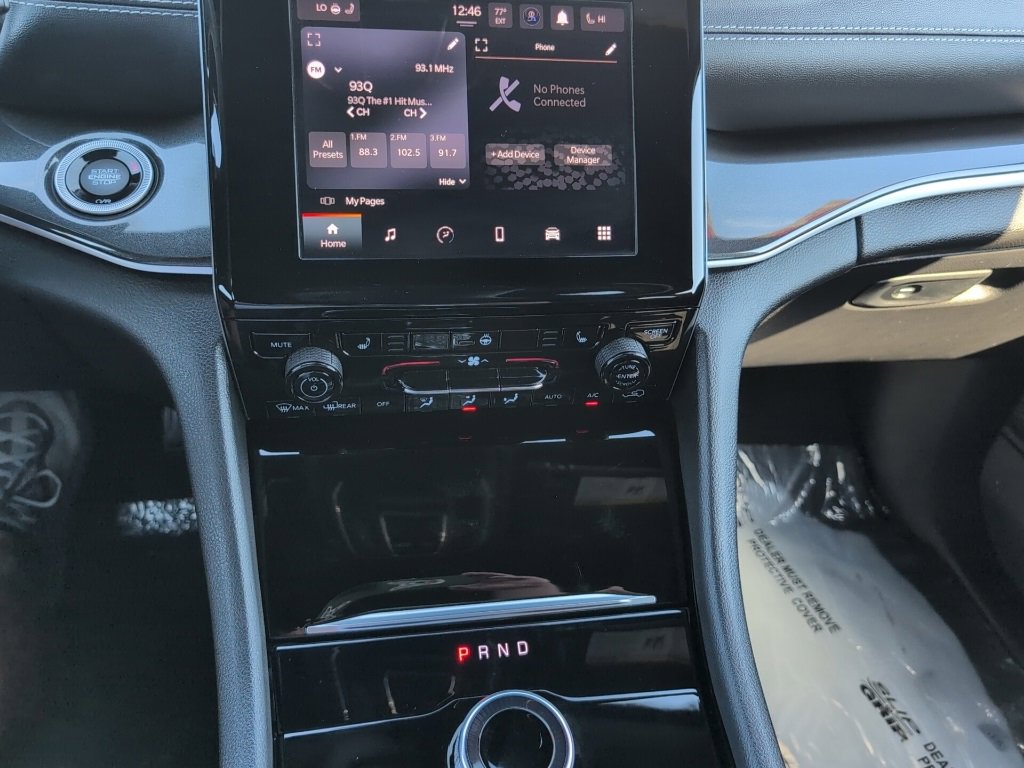 Used 2023 Jeep Grand Cherokee Altitude image 15