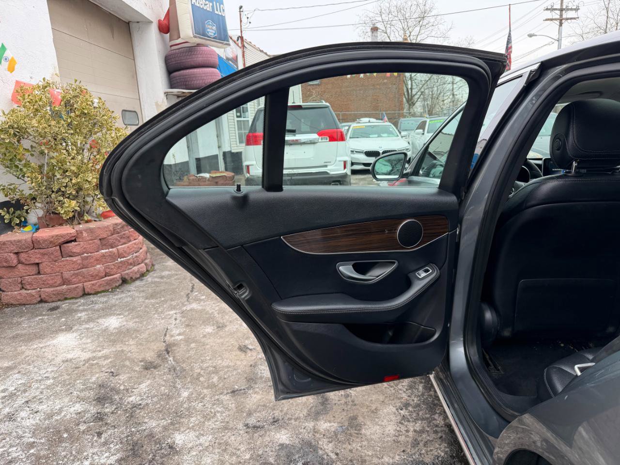 Used 2018 Mercedes-Benz C 300 4MATIC Sedan image 26