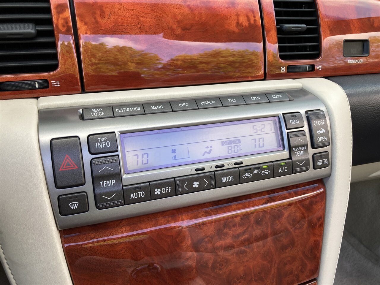 Used 2007 Lexus SC 430 Convertible RWD image 25