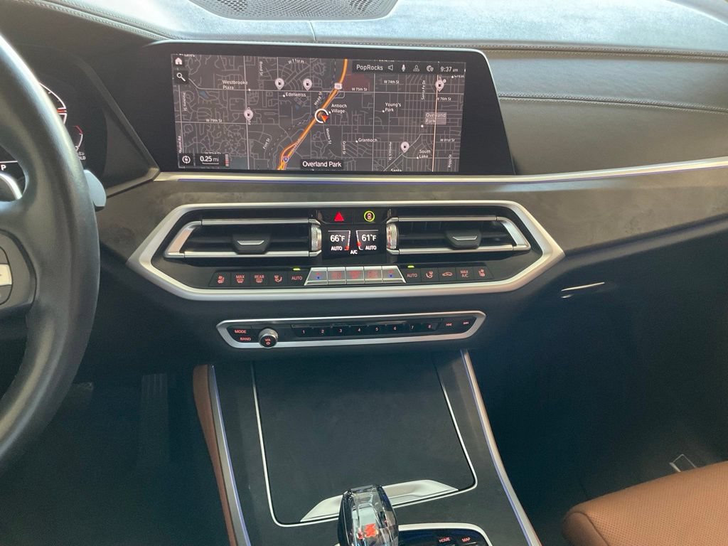 Used 2022 BMW X5 xDrive40i w/ Luxury Seating Package AWD/4WD image 15