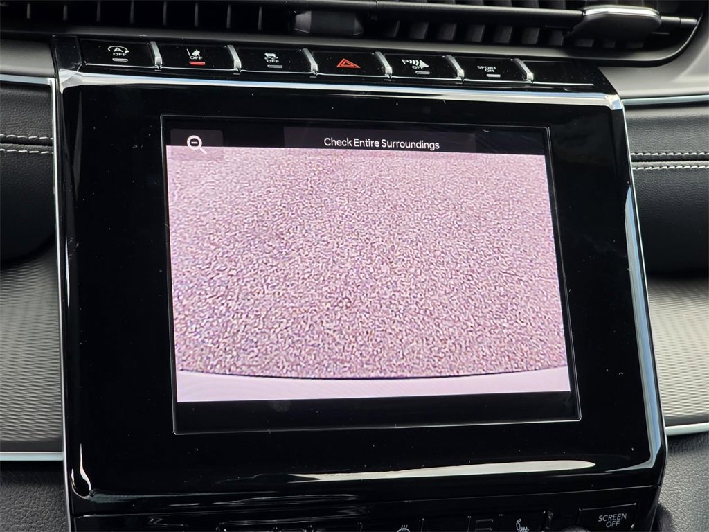 New 2025 Jeep Grand Cherokee L Altitude image 16