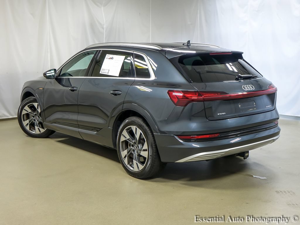 Used 2021 Audi e-tron Premium Plus w/ Premium Plus Package AWD/4WD image 9