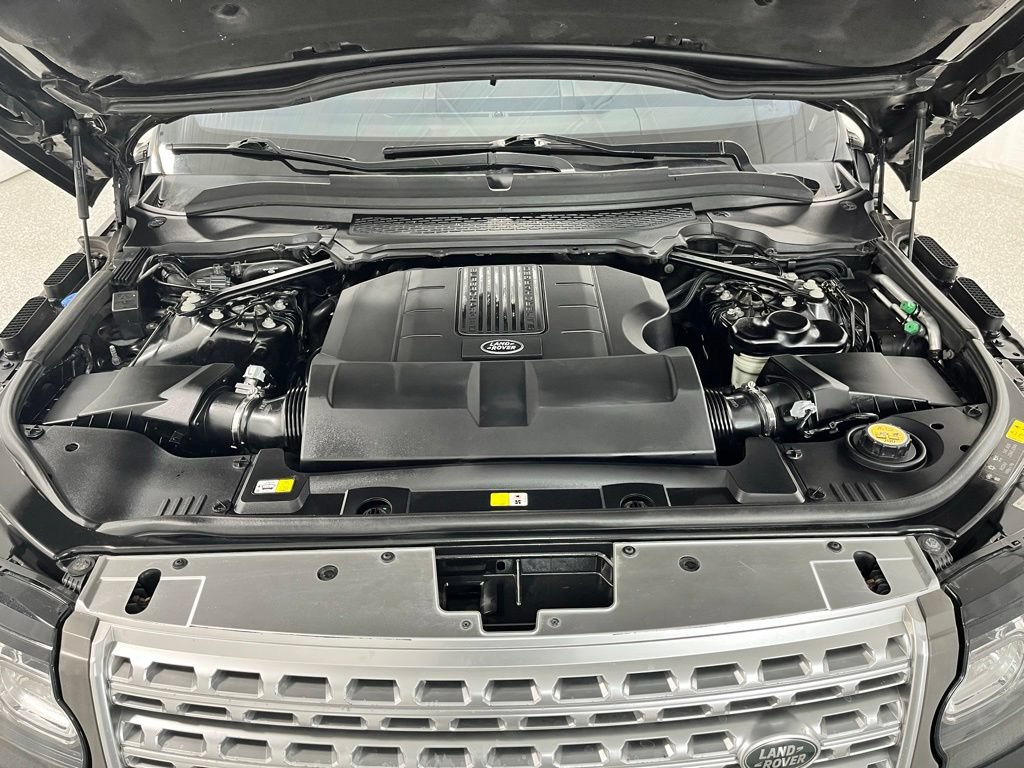 Used 2016 Land Rover Range Rover Supercharged AWD/4WD image 24