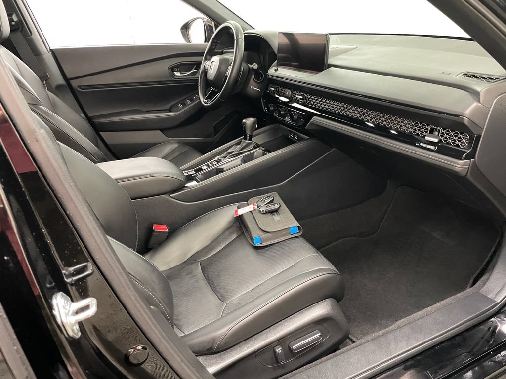 Used 2024 Honda Accord Sport image 36