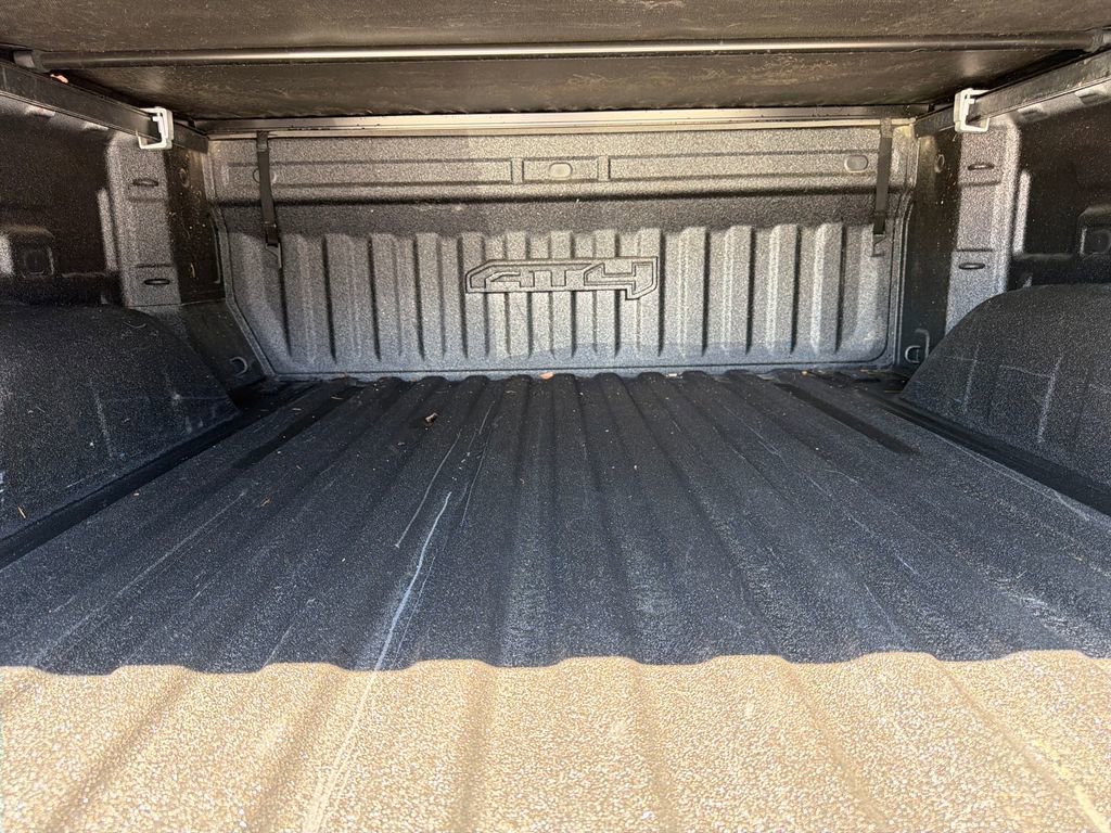 Used 2022 GMC Sierra 1500 AT4 w/ AT4 Preferred Package image 33