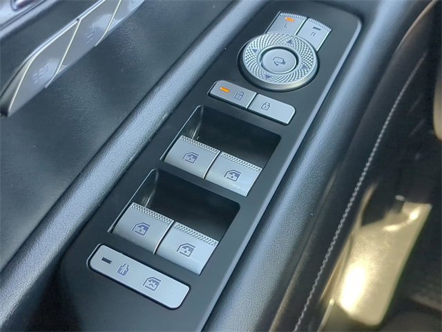 Used 2025 Genesis GV80 3.5T Prestige image 24