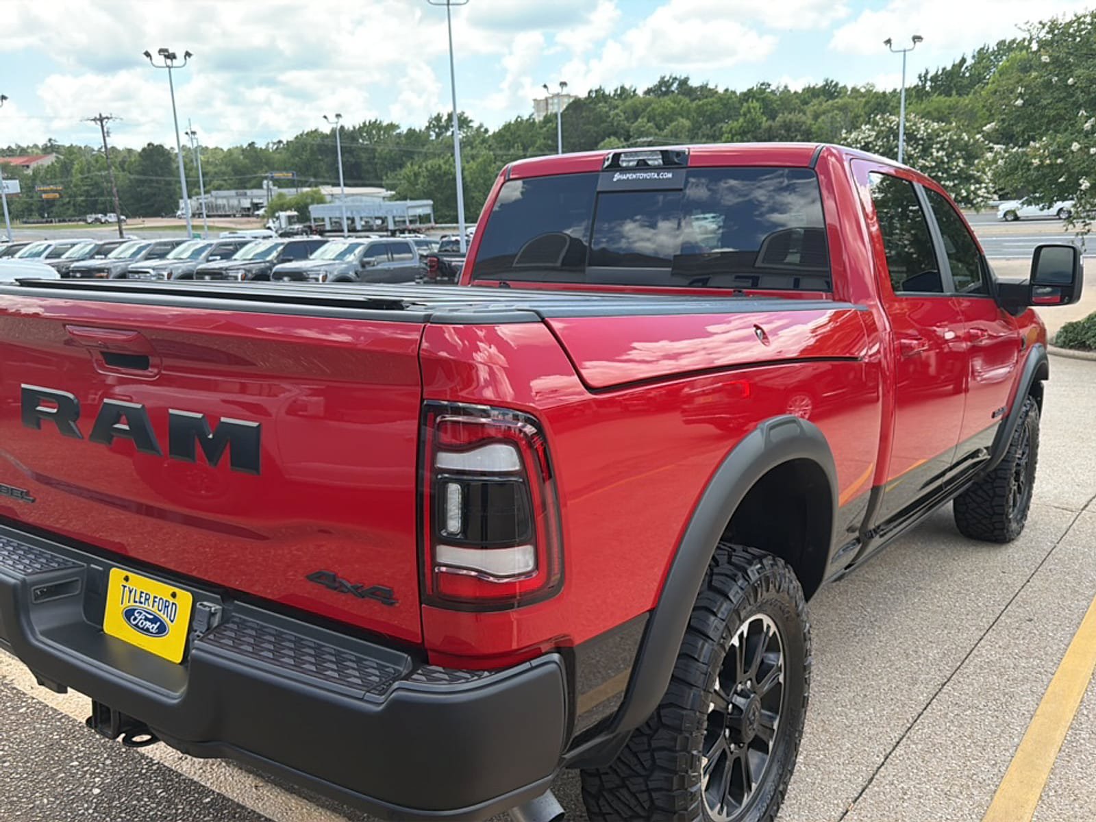 Used 2024 RAM 2500 Rebel w/ Towing Technology Group AWD/4WD image 9