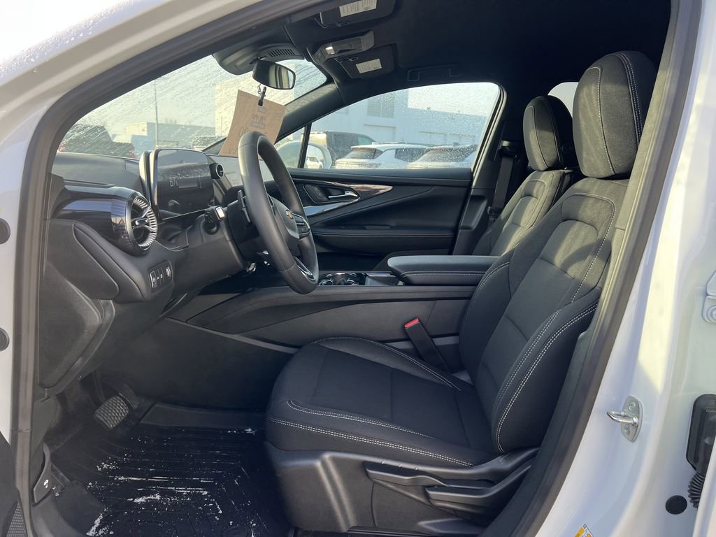 New 2026 Chevrolet Blazer EV LT image 4