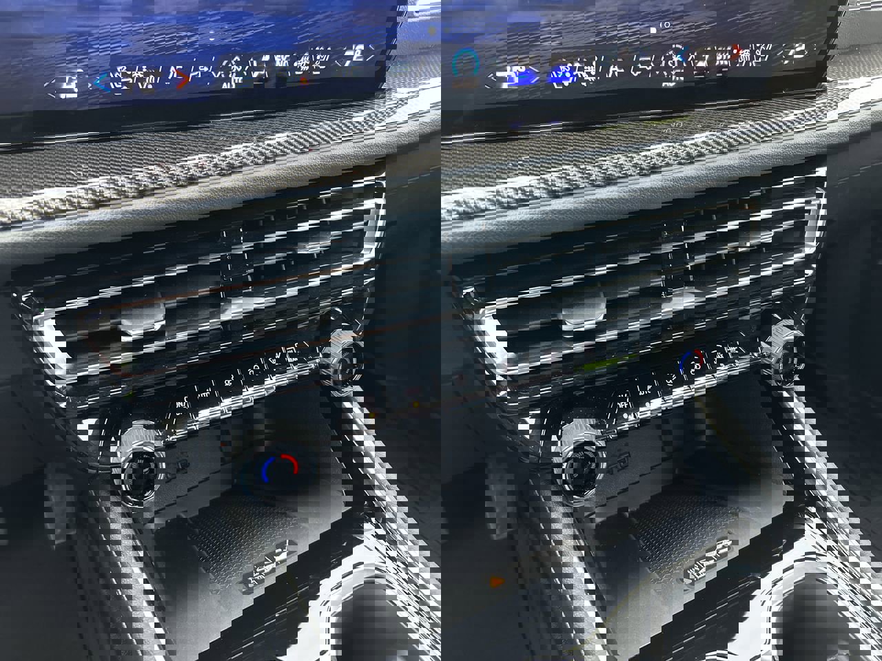 Used 2026 Chevrolet Traverse High Country w/ LPO, Floor Liner Package image 29