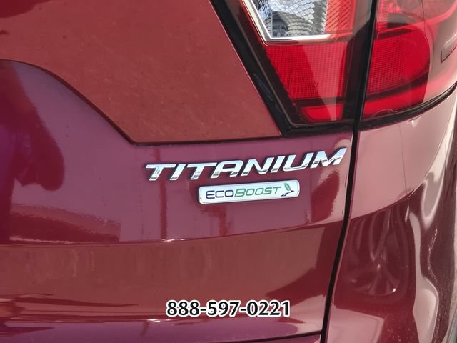 Used 2019 Ford Escape Titanium FWD image 4