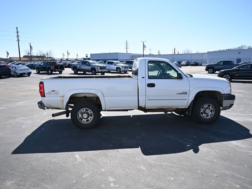 Used 2007 Chevrolet Silverado 2500 LT w/ Heavy-Duty Power Package image 8