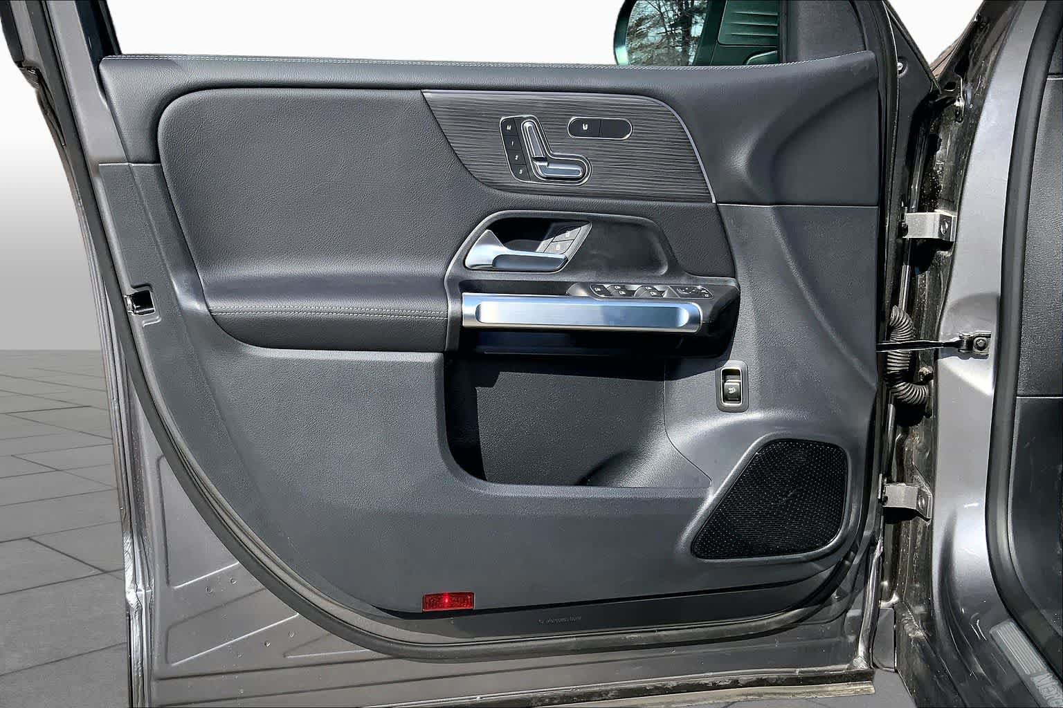 New 2026 Mercedes-Benz GLB 250 4MATIC image 14