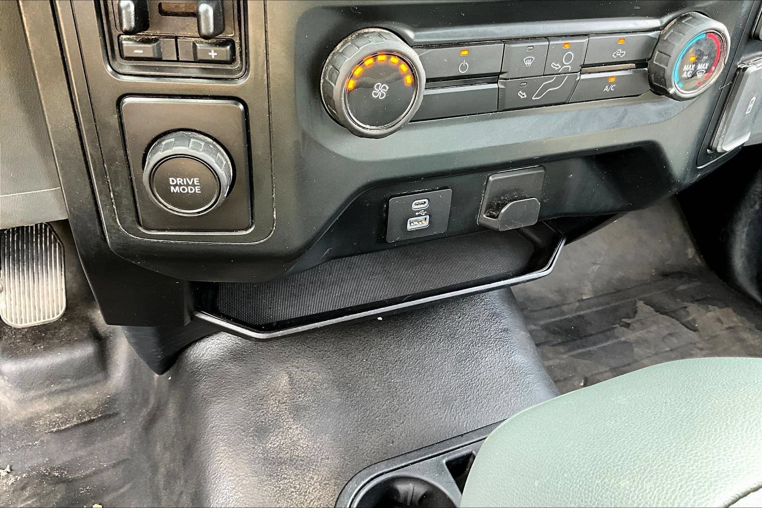 Used 2022 Ford F150 XL w/ Trailer Tow Package RWD image 12