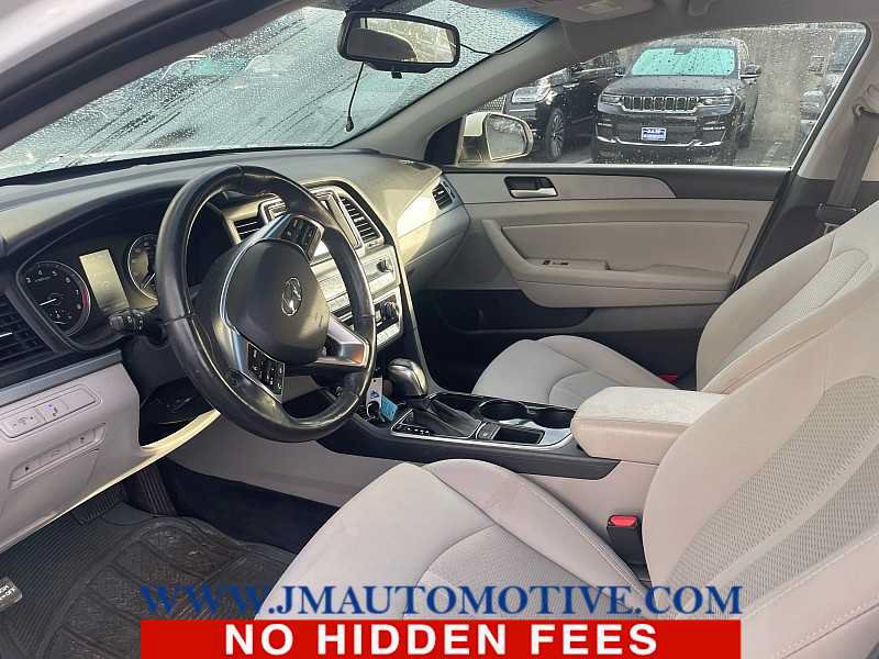 Used 2018 Hyundai Sonata SEL FWD image 2