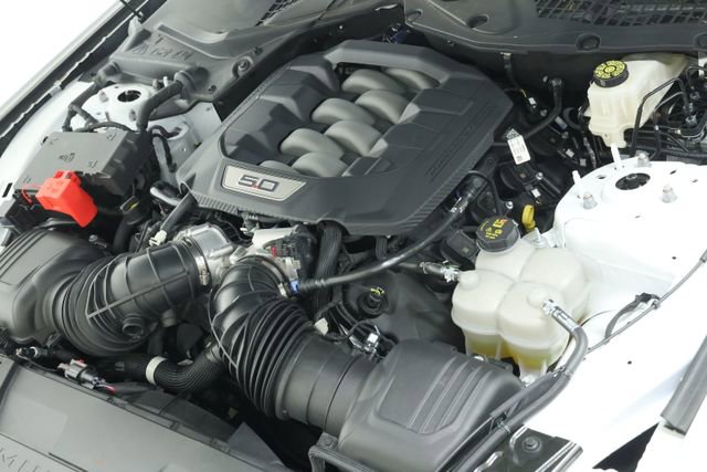 Used 2024 Ford Mustang GT Premium image 9