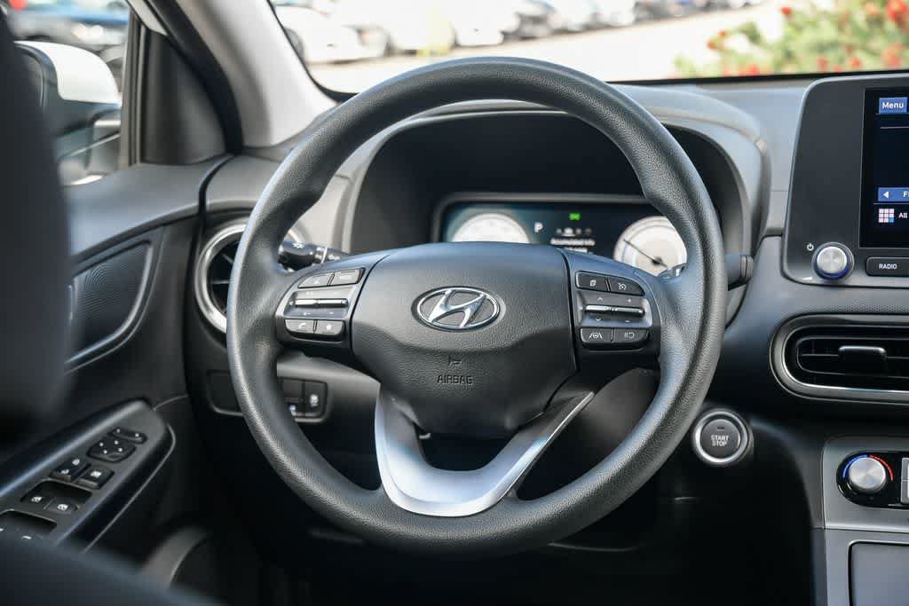 Used 2023 Hyundai Kona SE FWD image 12