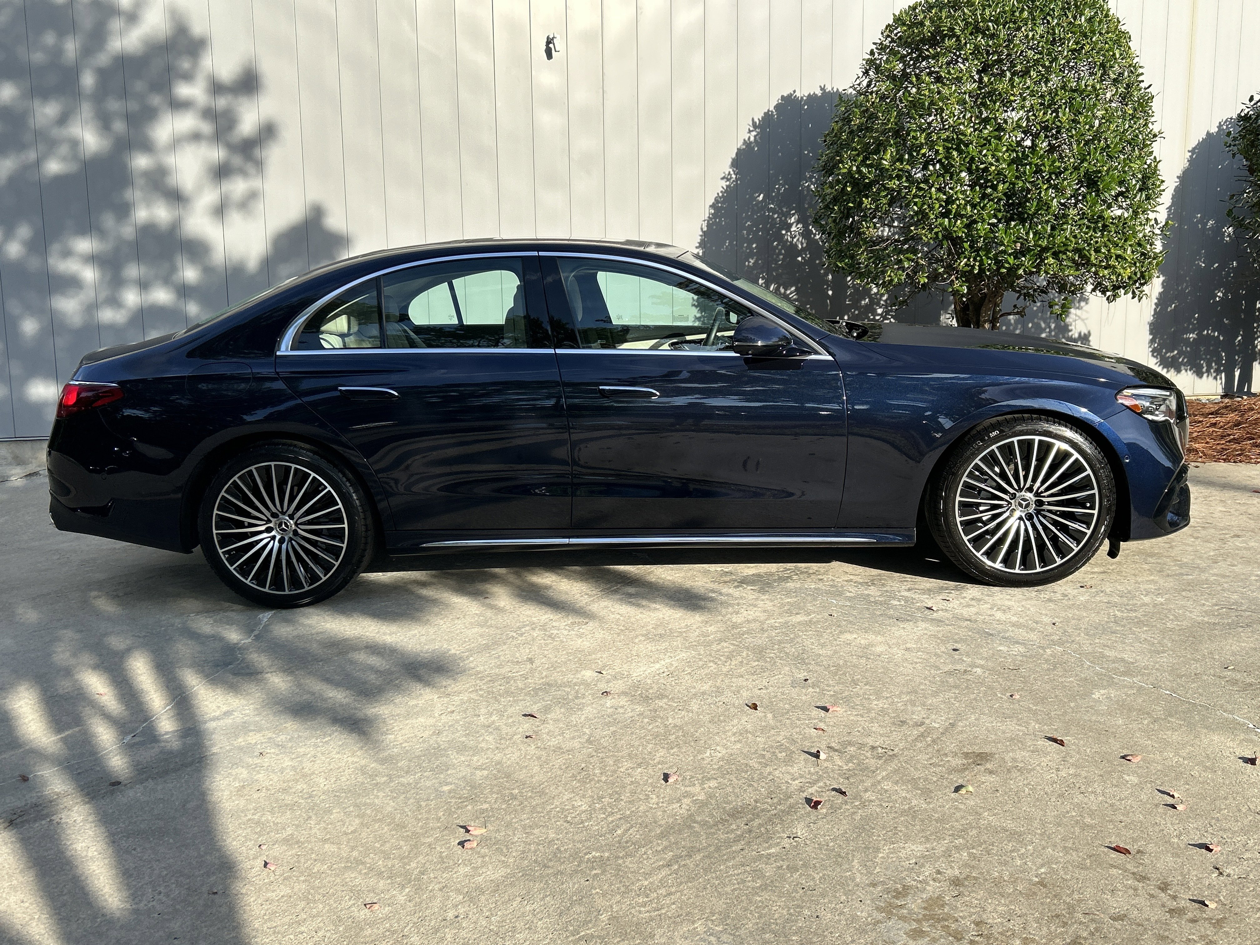 Certified 2025 Mercedes-Benz E 350 4MATIC Sedan image 5