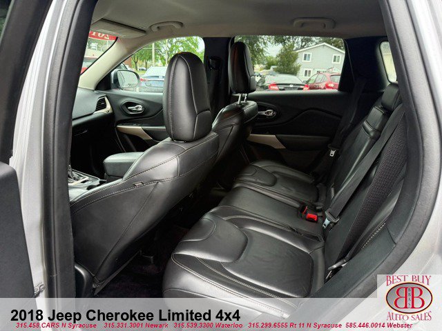 Used 2018 Jeep Cherokee Limited AWD/4WD image 11