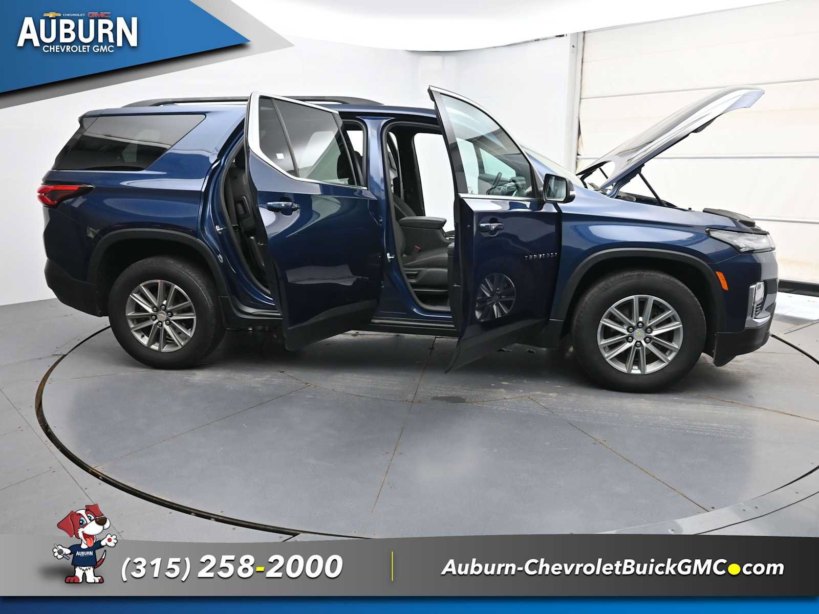 Used 2023 Chevrolet Traverse LT AWD/4WD image 42