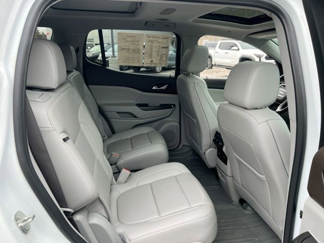Used 2022 GMC Acadia SLT w/ Preferred Package image 28
