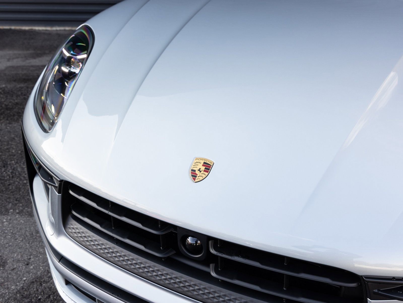 Certified 2026 Porsche Macan image 10