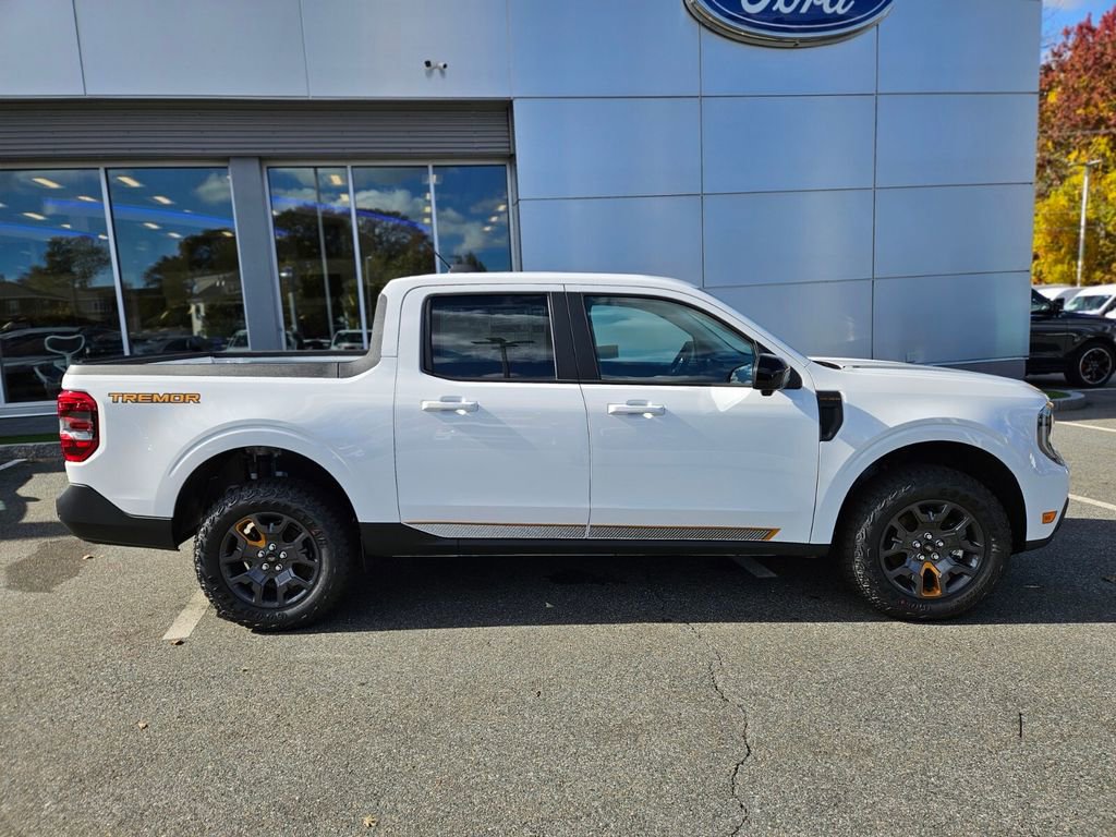 New 2025 Ford Maverick Tremor image 6