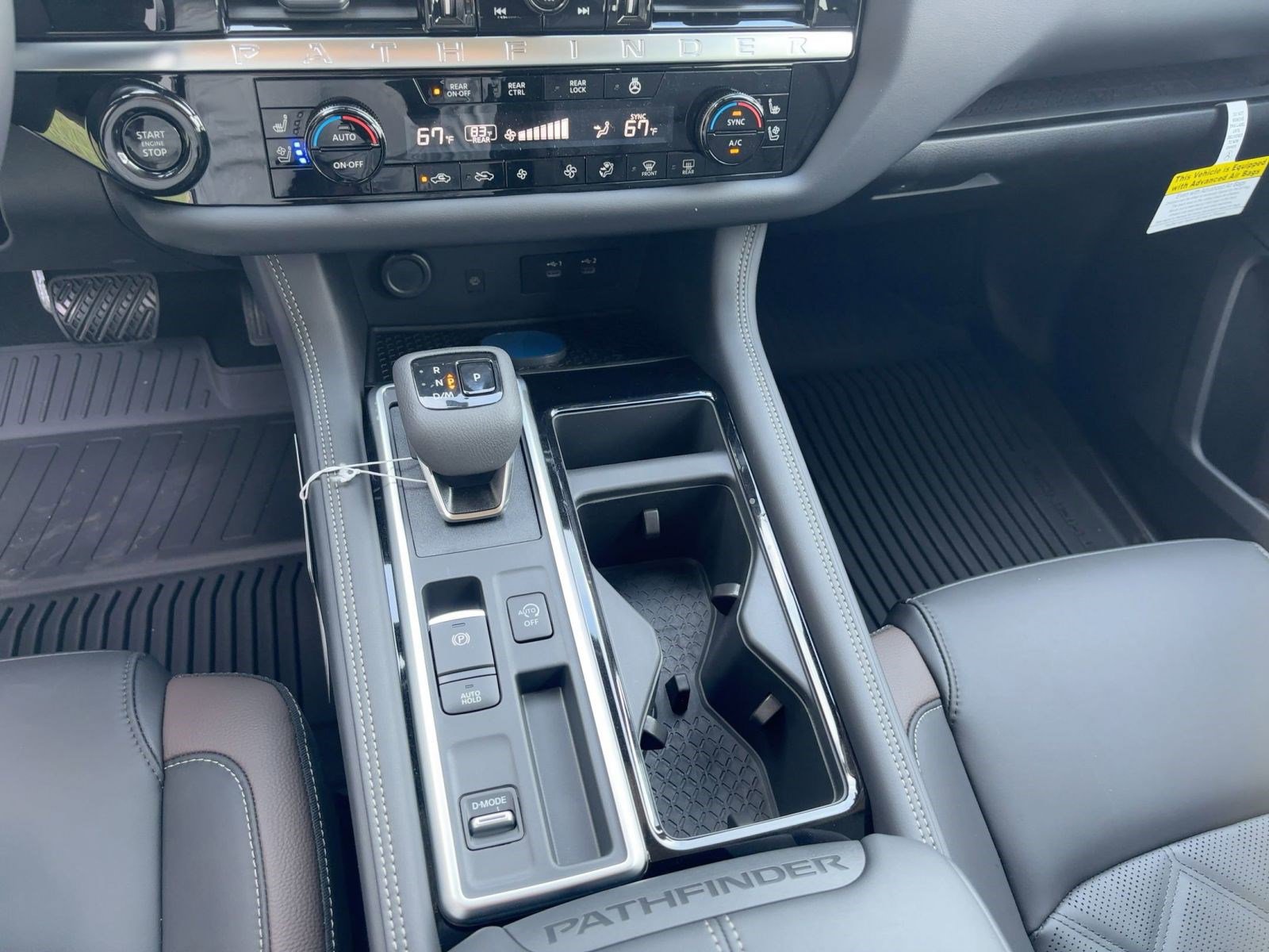 New 2026 Nissan Pathfinder Platinum image 16