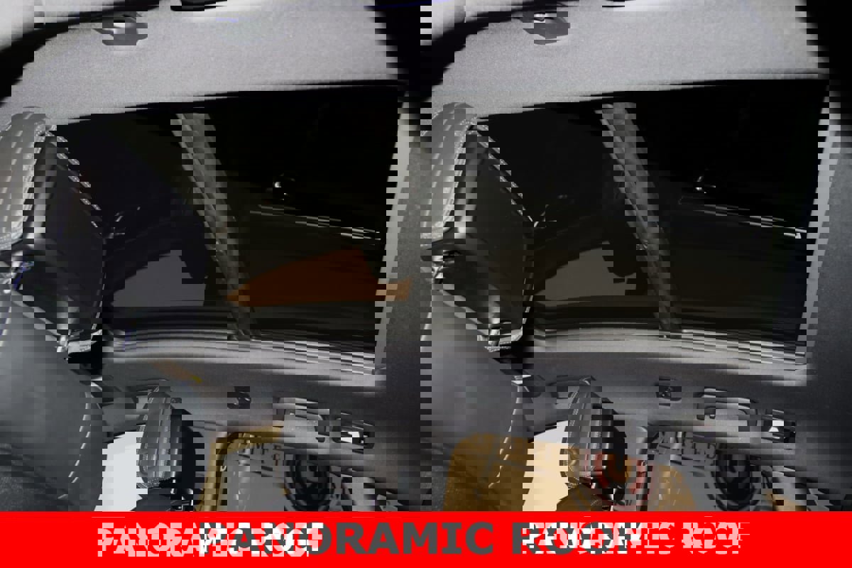 Used 2020 Porsche Macan image 16