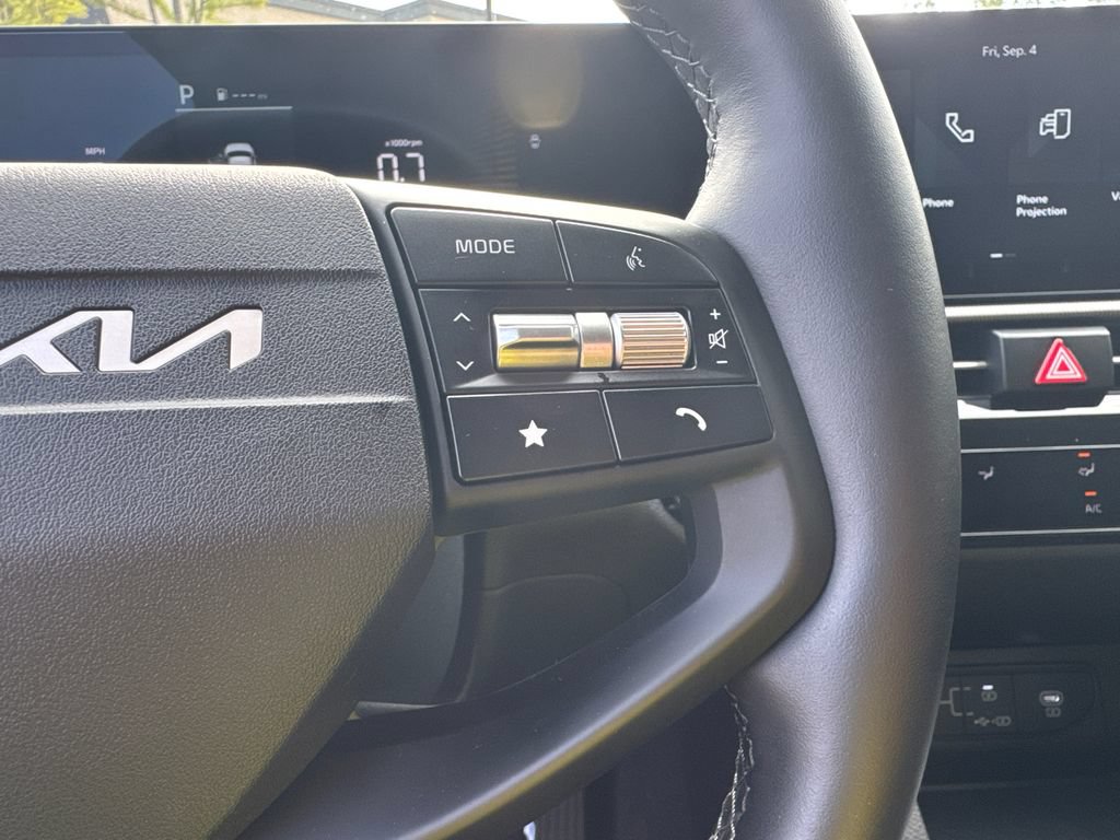Used 2026 Kia Sportage LX w/ LX Convenience Package FWD image 25