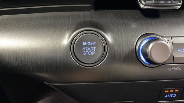 New 2026 Hyundai Kona SEL Premium image 22