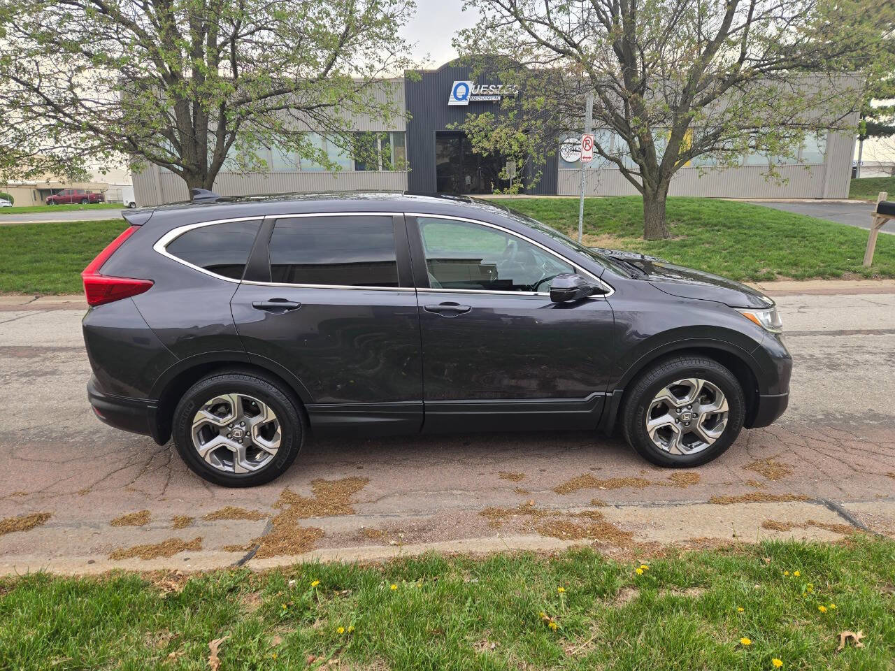 Used 2018 Honda CR-V EX image 5