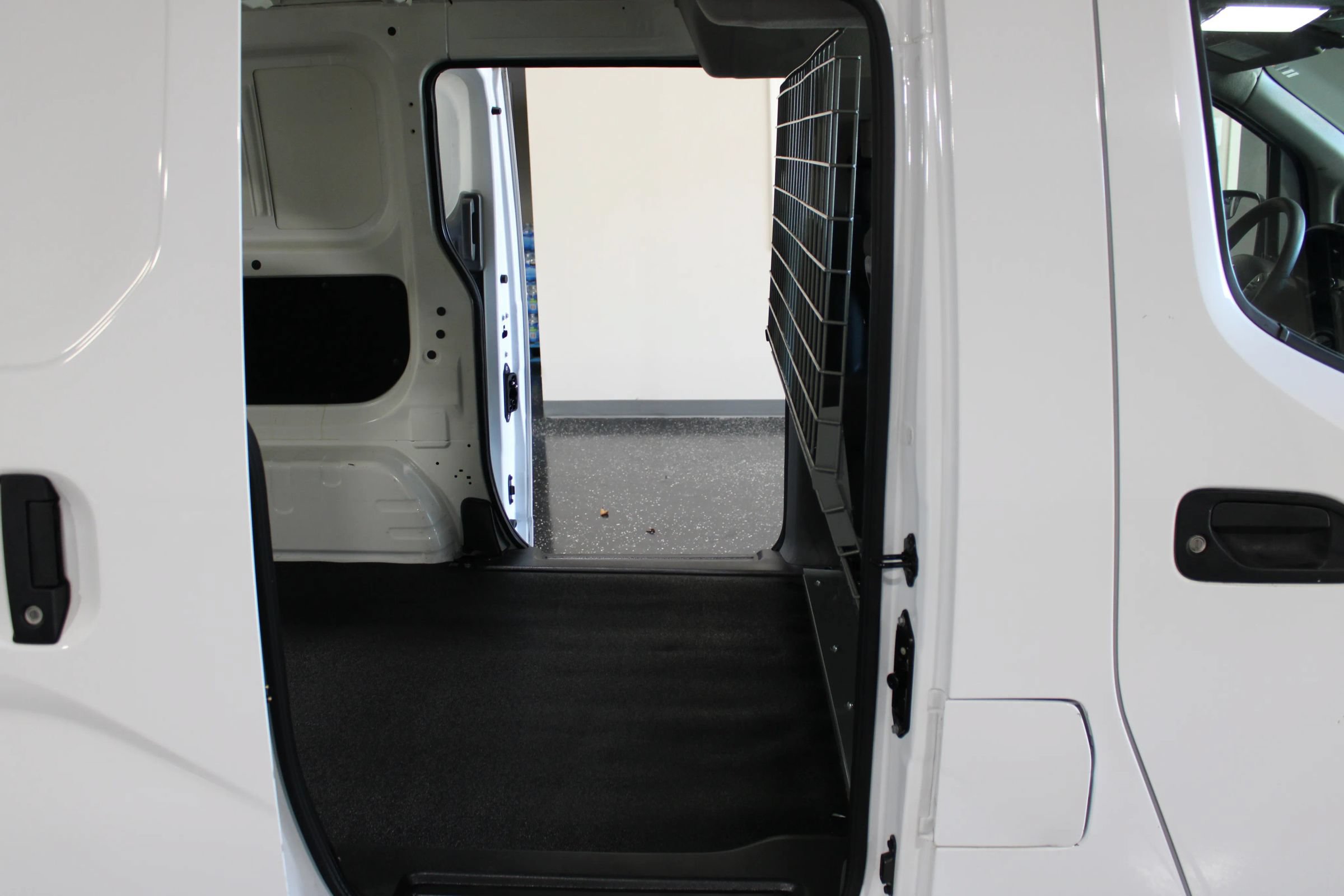 Used 2019 Nissan NV200 S w/ Cruise Control Package FWD image 27