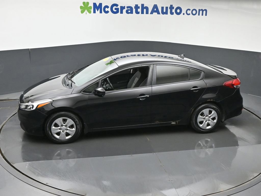 Used 2017 Kia Forte LX image 17