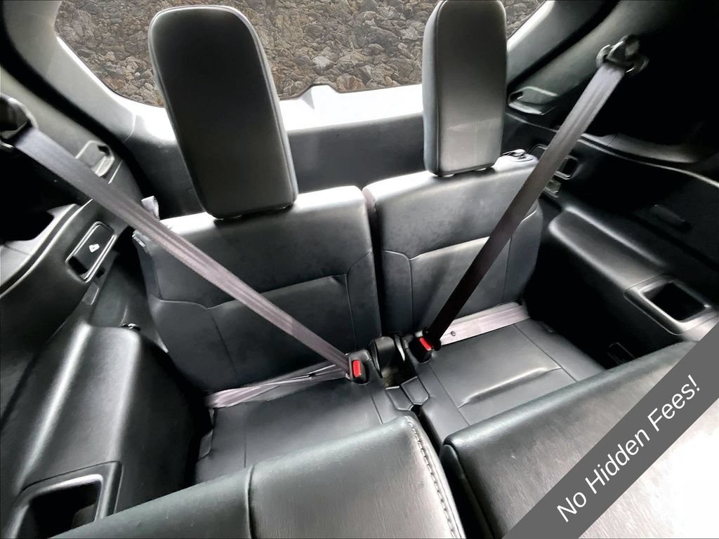 Used 2023 Mitsubishi Outlander SE FWD image 19