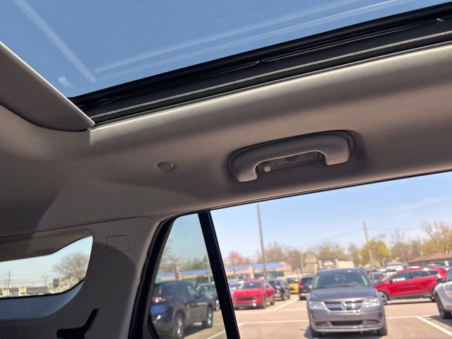 Used 2019 GMC Terrain SLT w/ Preferred Package AWD/4WD image 28