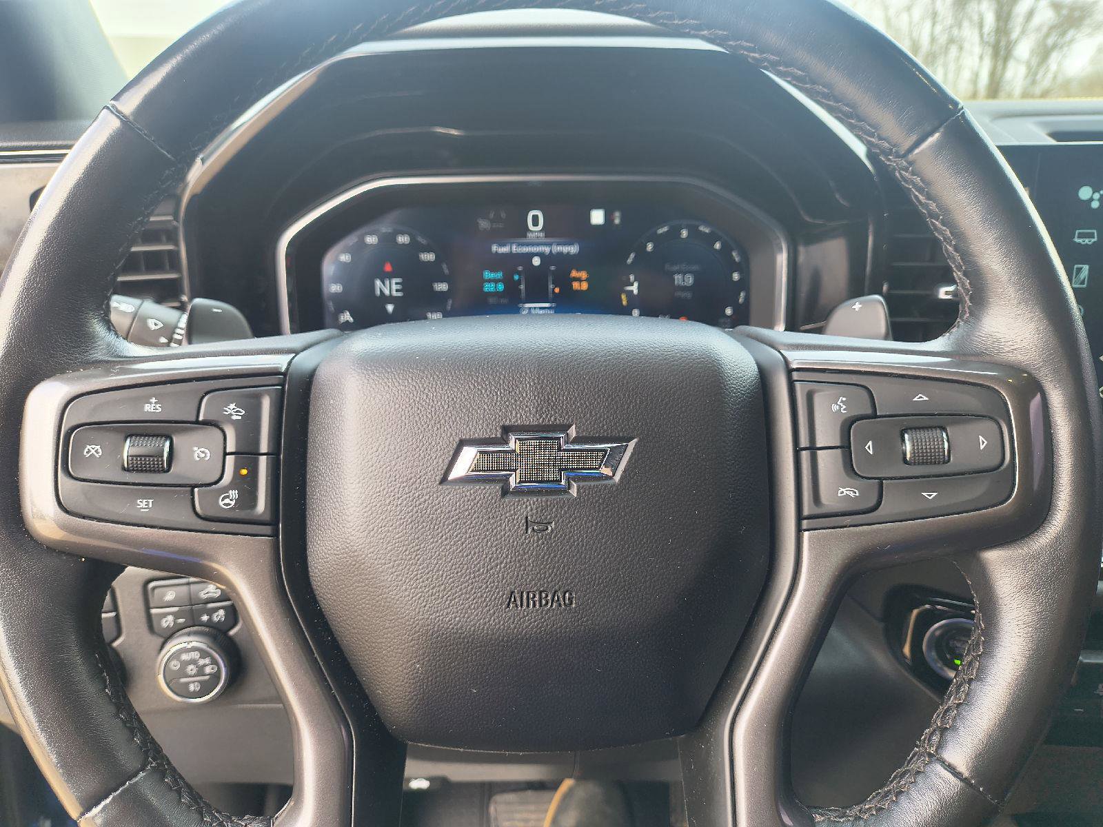 Used 2022 Chevrolet Silverado 1500 ZR2 AWD/4WD image 17