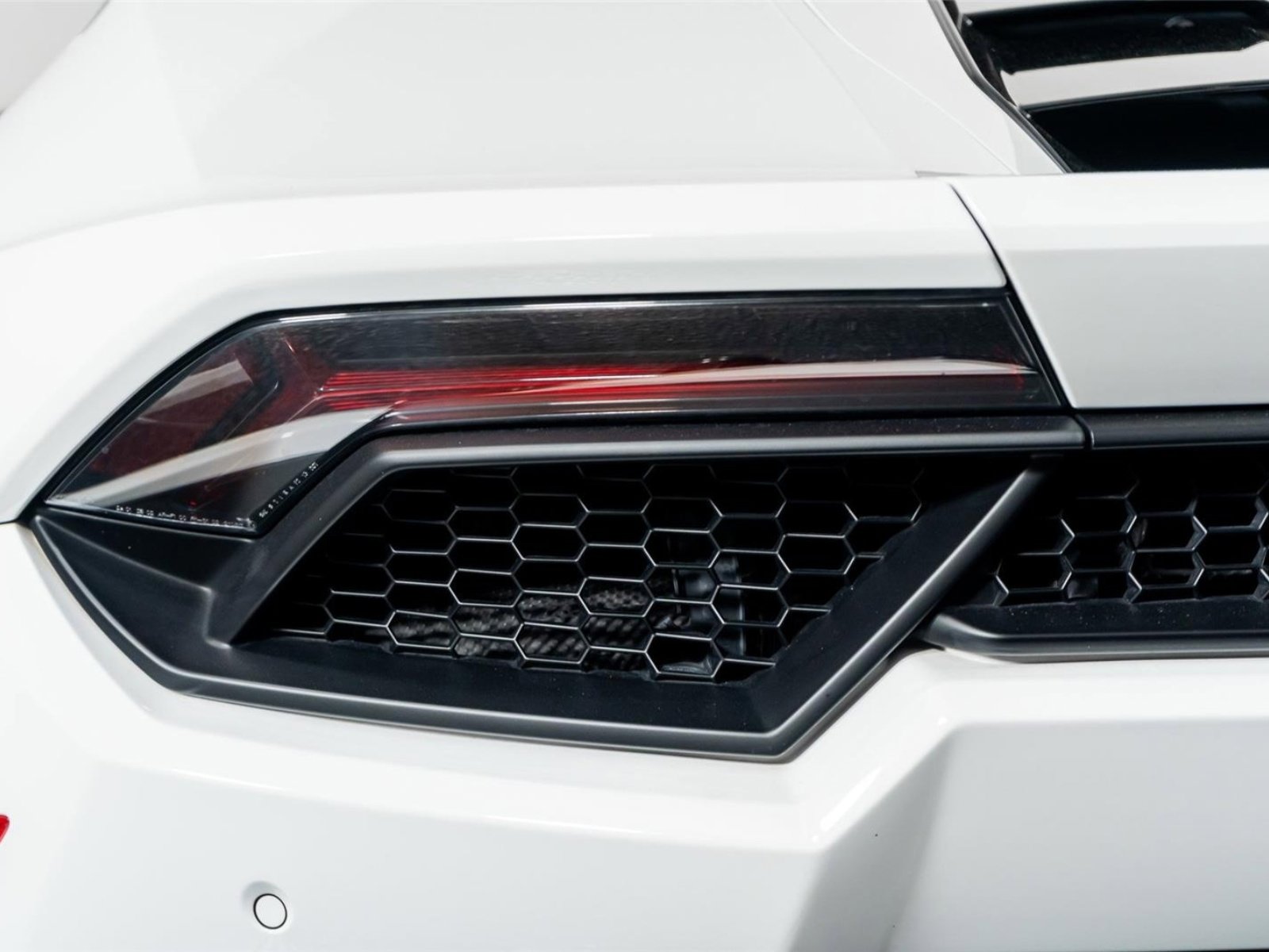 Used 2018 Lamborghini Huracan LP 580-2 image 13