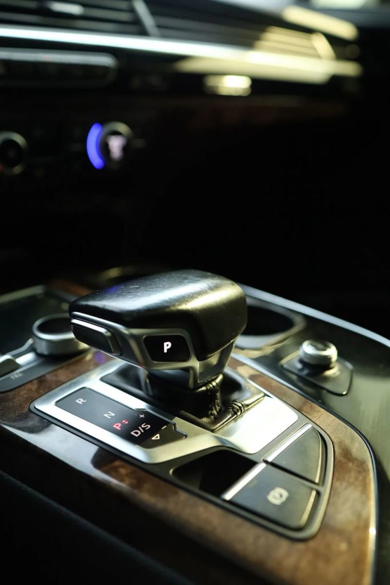 Used 2018 Audi Q7 3.0T Premium Plus w/ Premium Plus Package image 30