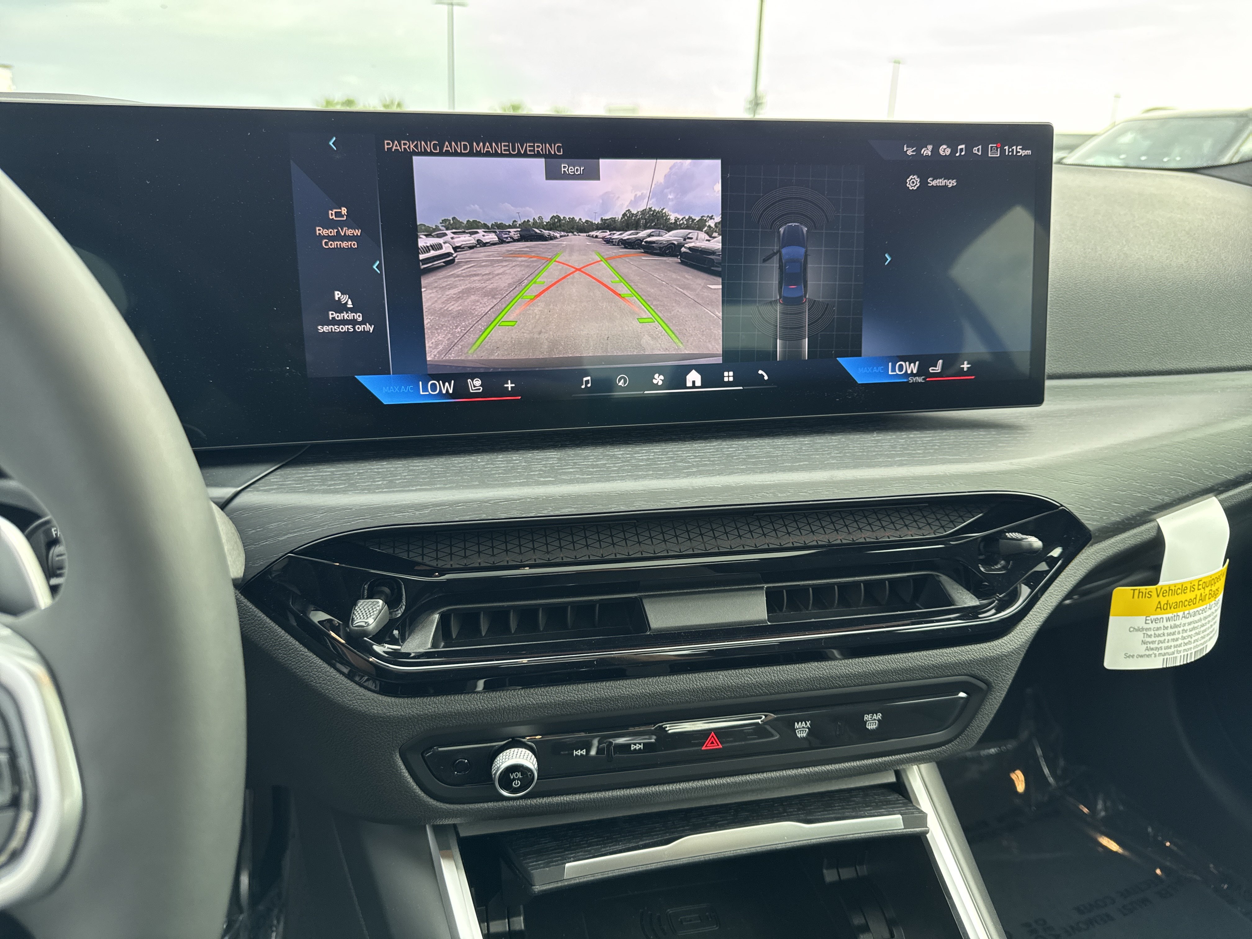 New 2026 BMW 330i Sedan w/ M Sport Package RWD image 19