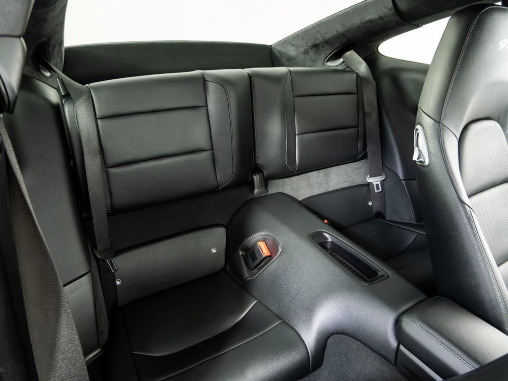 Used 2017 Porsche 911 Carrera image 18