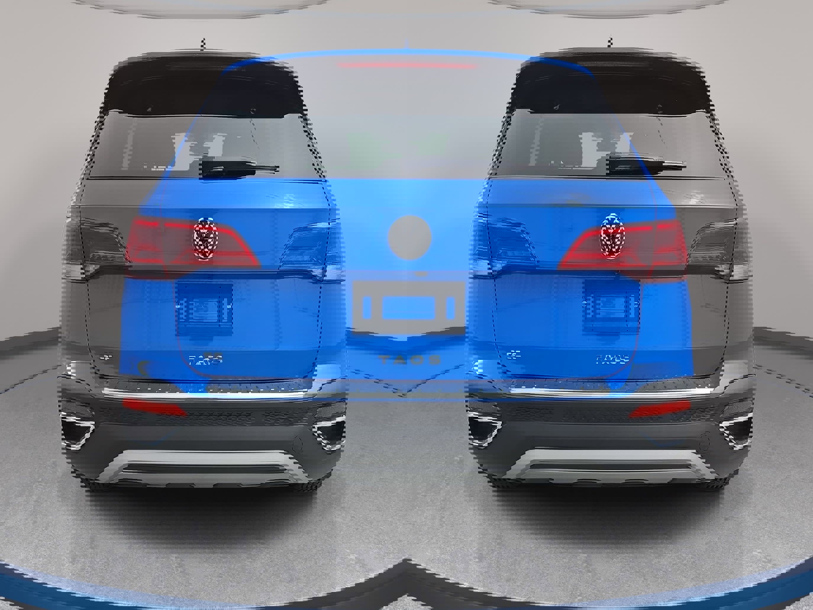 Certified 2024 Volkswagen Taos SE w/ Panoramic Sunroof Package image 6